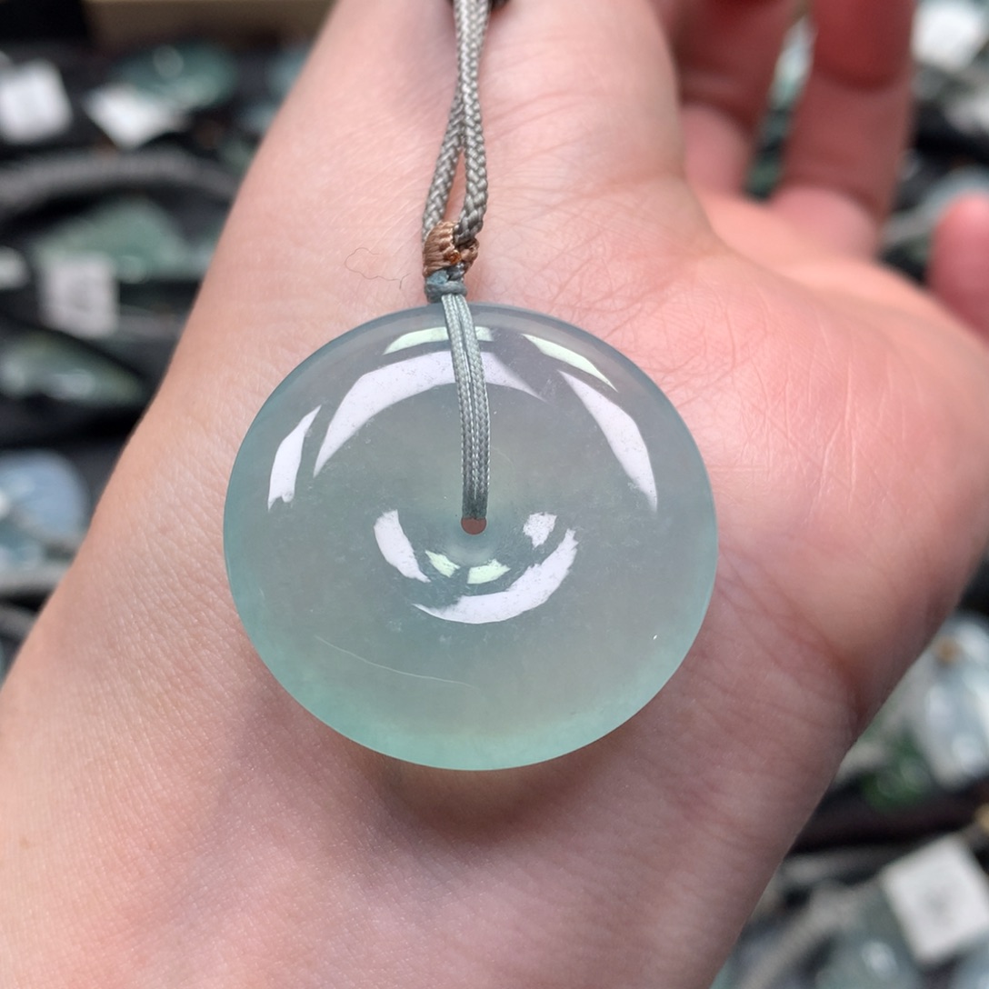 翡翠颈饰未镶嵌00000000000