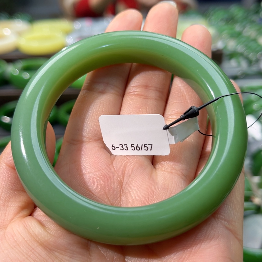 和田玉（碧玉）手镯未镶嵌