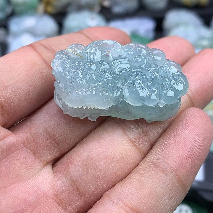 翡翠未镶嵌颈饰天然缅甸翡翠貔貅吊坠