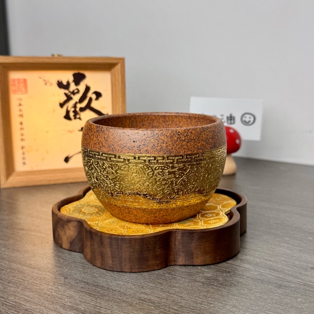 宜兴紫砂朱永良描金手刻绘百福缸杯主人杯原矿龙骨金砂柴烧品茗杯