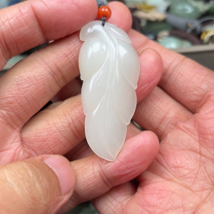 和田玉吊坠未镶嵌
