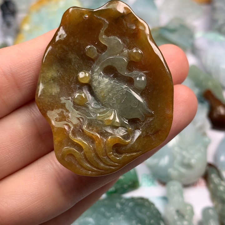 翡翠未镶嵌颈饰翡翠