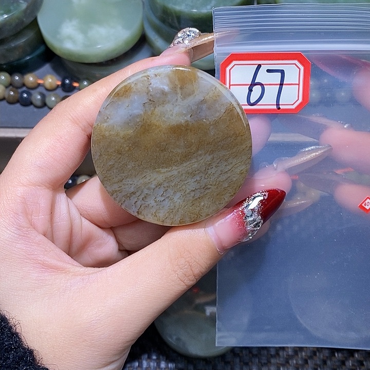 和田玉和田玉边角料随机发未镶嵌