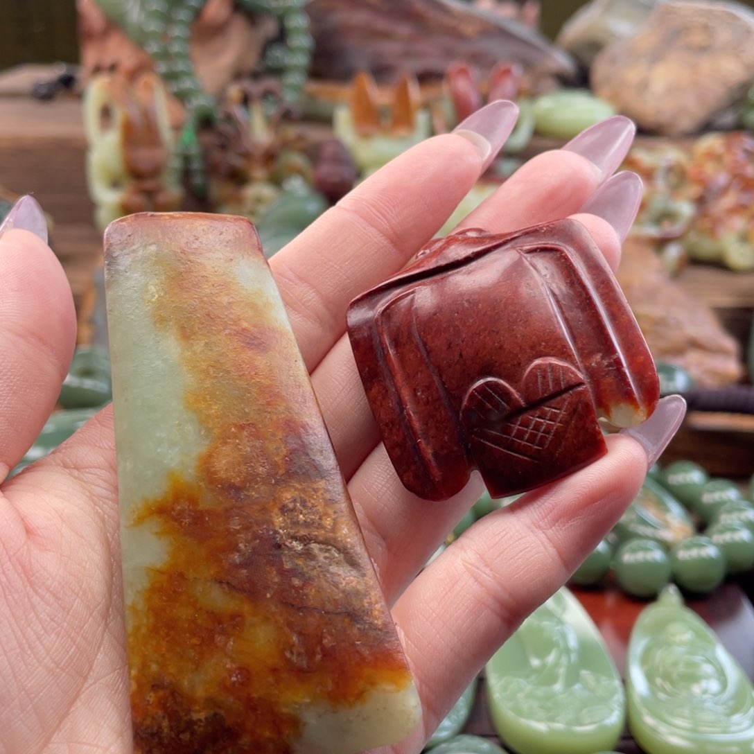 岫岩河磨玉（透闪石质玉）颈饰未镶嵌7****3