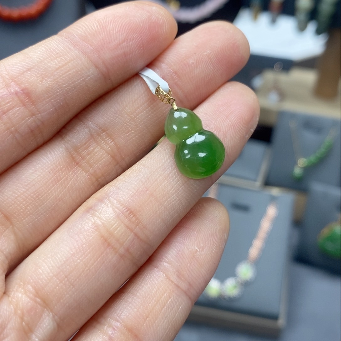 和田玉颈饰18K金镶嵌Cs