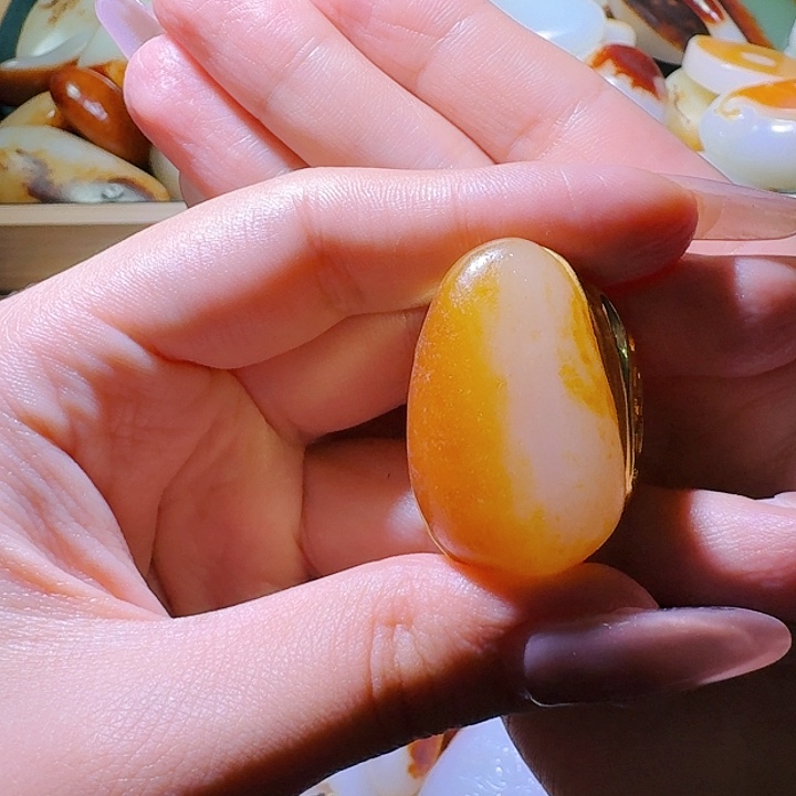 和田玉挂件未镶嵌一**好