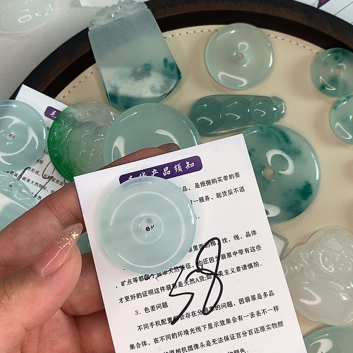 无非金属初*.时尚首饰吊坠直播间拍一发一