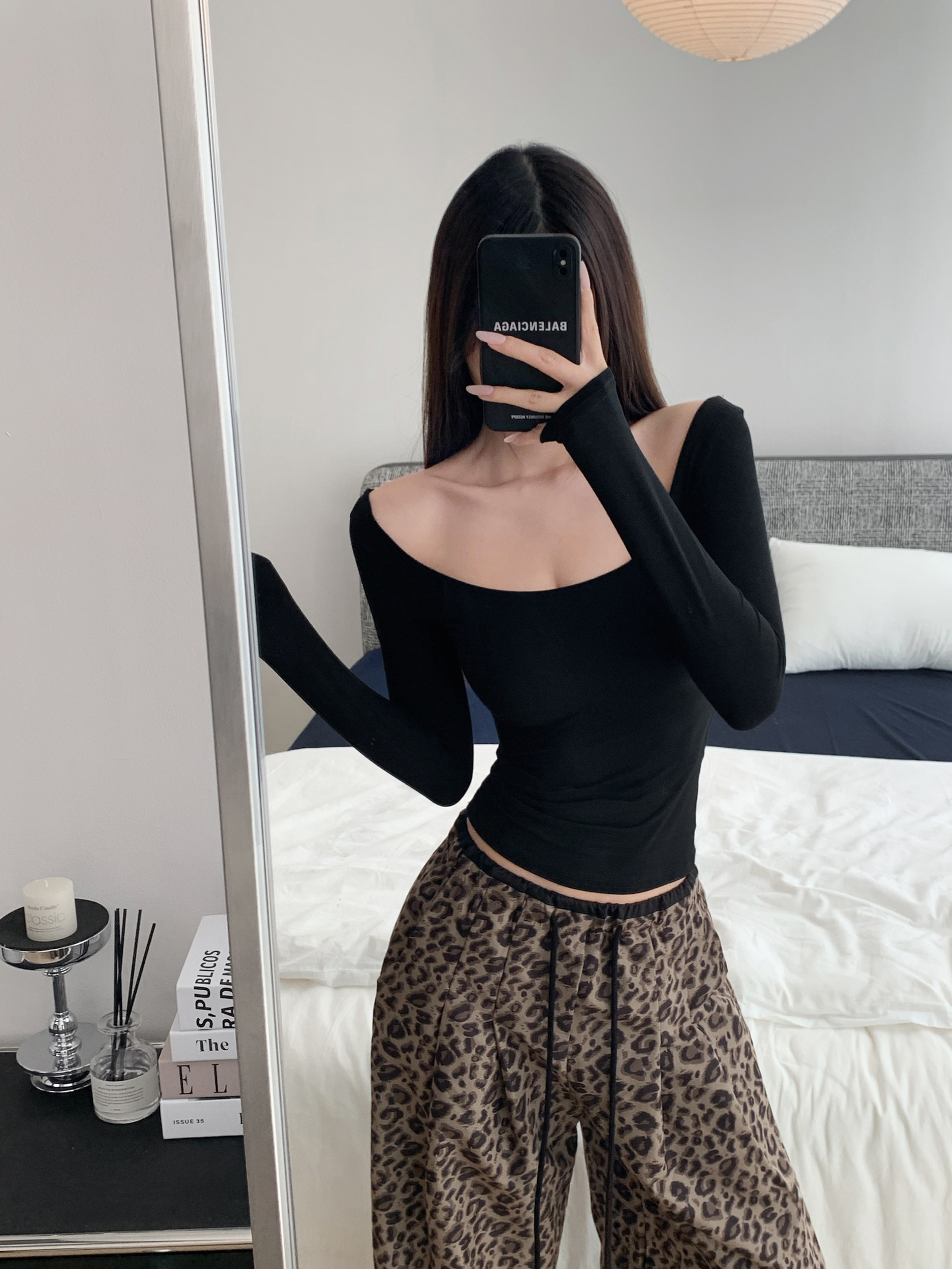 张紫一高个子纯欲风性感大圆领长袖打底衫显瘦露锁骨辣妹内搭T恤