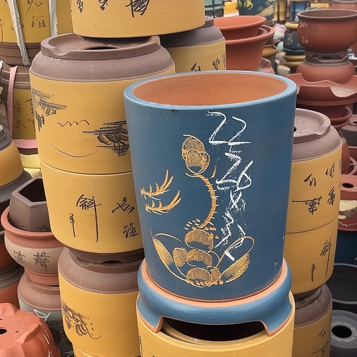 紫砂紫砂花盆和一