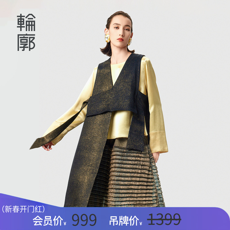 轮廓光影阑珊中式立体感马甲L241Y014不对称原创设计肌理烫金马夹