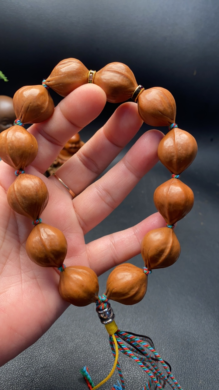 橄榄核小手持1.9尺寸