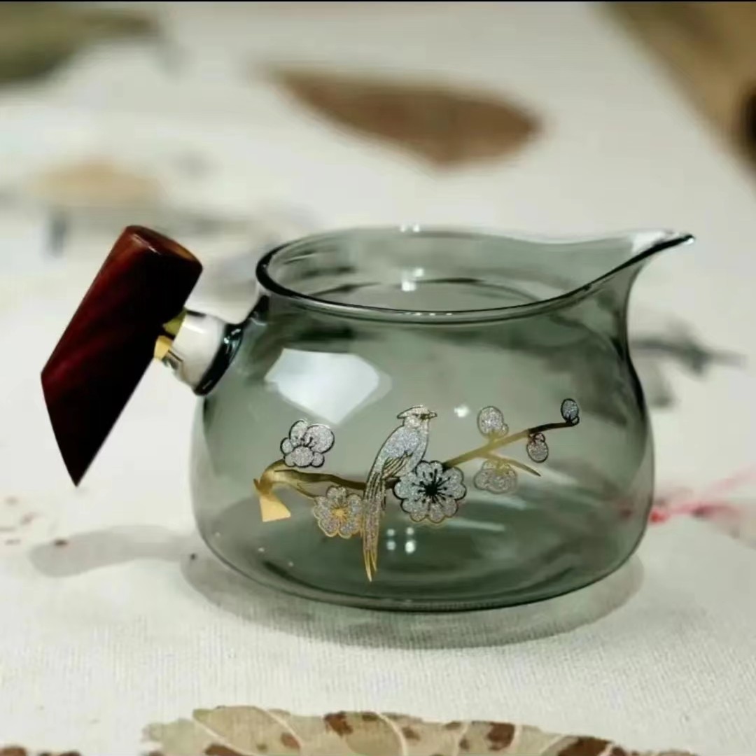 加厚侧把公道杯高级烟灰色耐热玻璃公杯一体茶漏公道杯茶漏一体