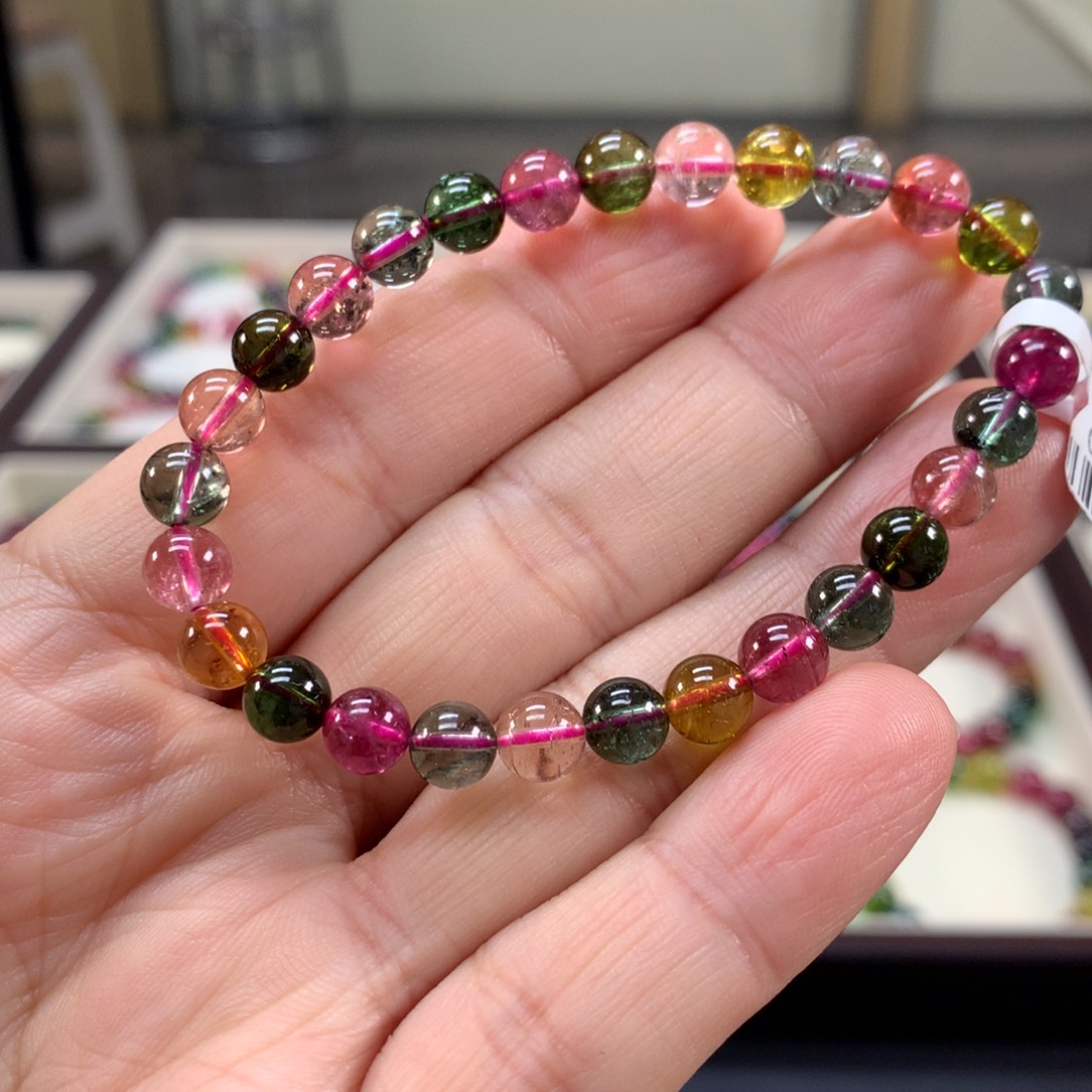 未镶嵌碧玺手链6.6左右