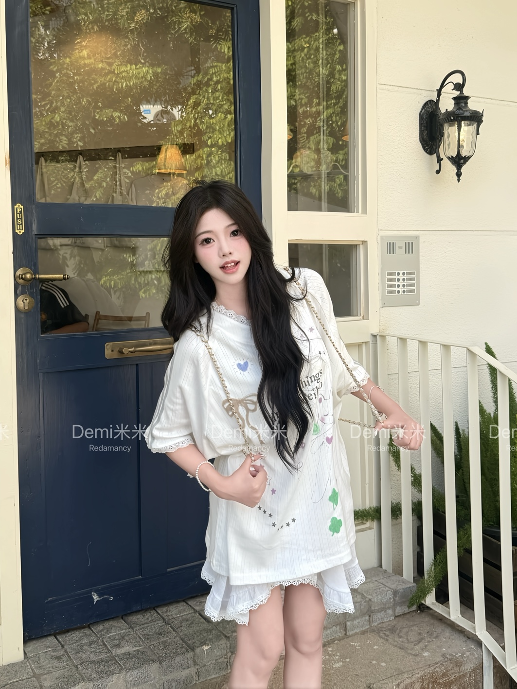 【Demi米米专属】梦幻涂鸦blokette风V领蕾丝印花球衣宽松短袖T恤
