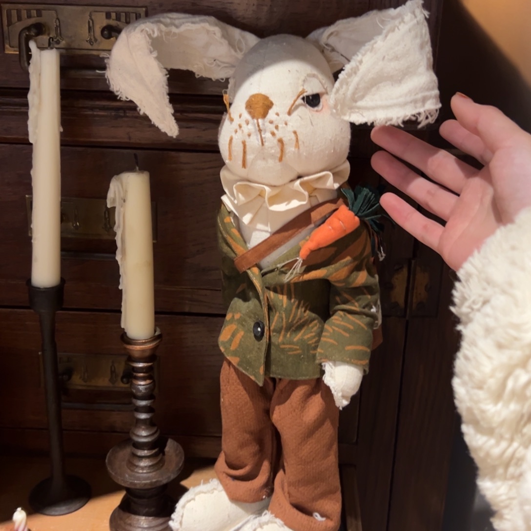 摆件陶瓷。    陶瓷。       