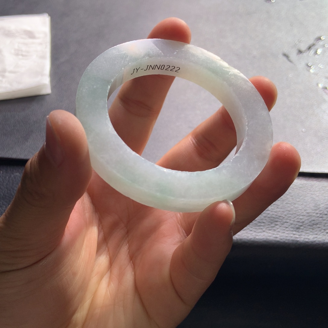 定制翡翠未镶嵌手镯定制