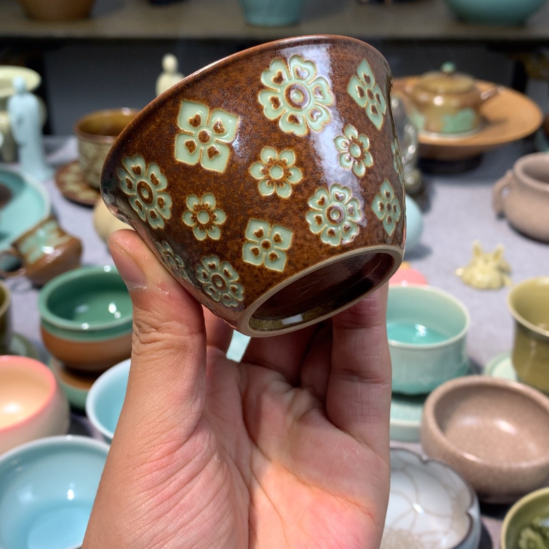 龙泉青瓷手工制作