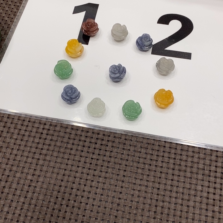 东陵石合金手链玫瑰花