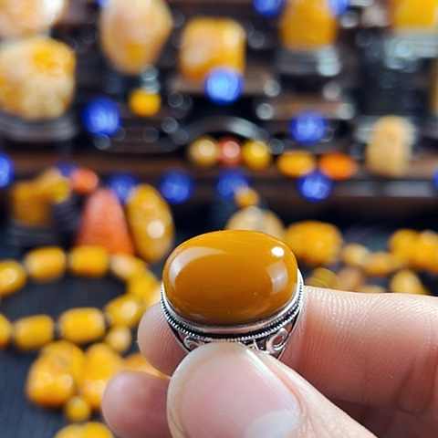 田黄石爱****猬田黄石戒指