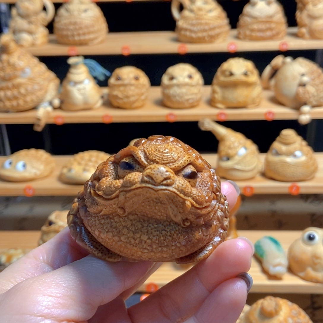 墨***修四大名家龙蟾竹根雕