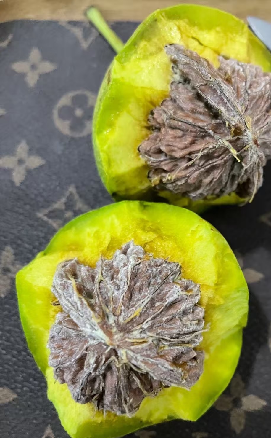 青皮文玩核桃多种款式四座楼狮子头麒麟纹官帽等可盘玩