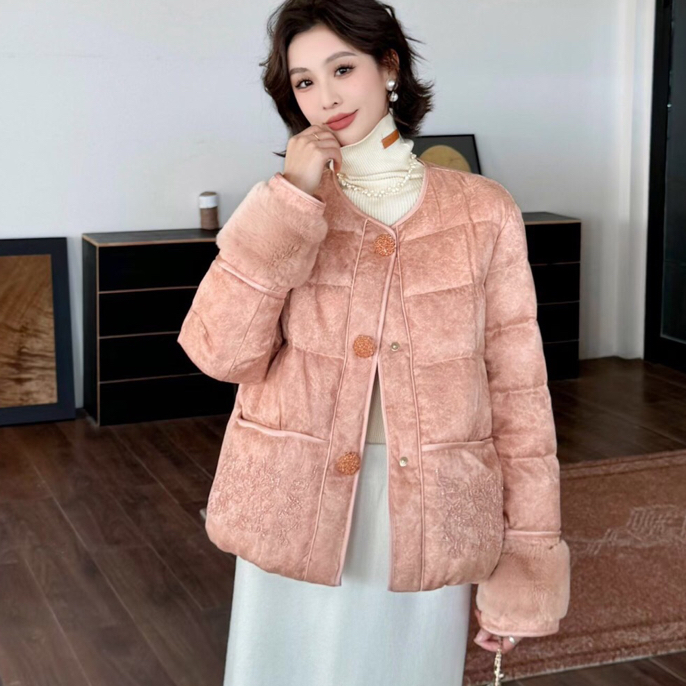 2025时尚洋气羽绒服