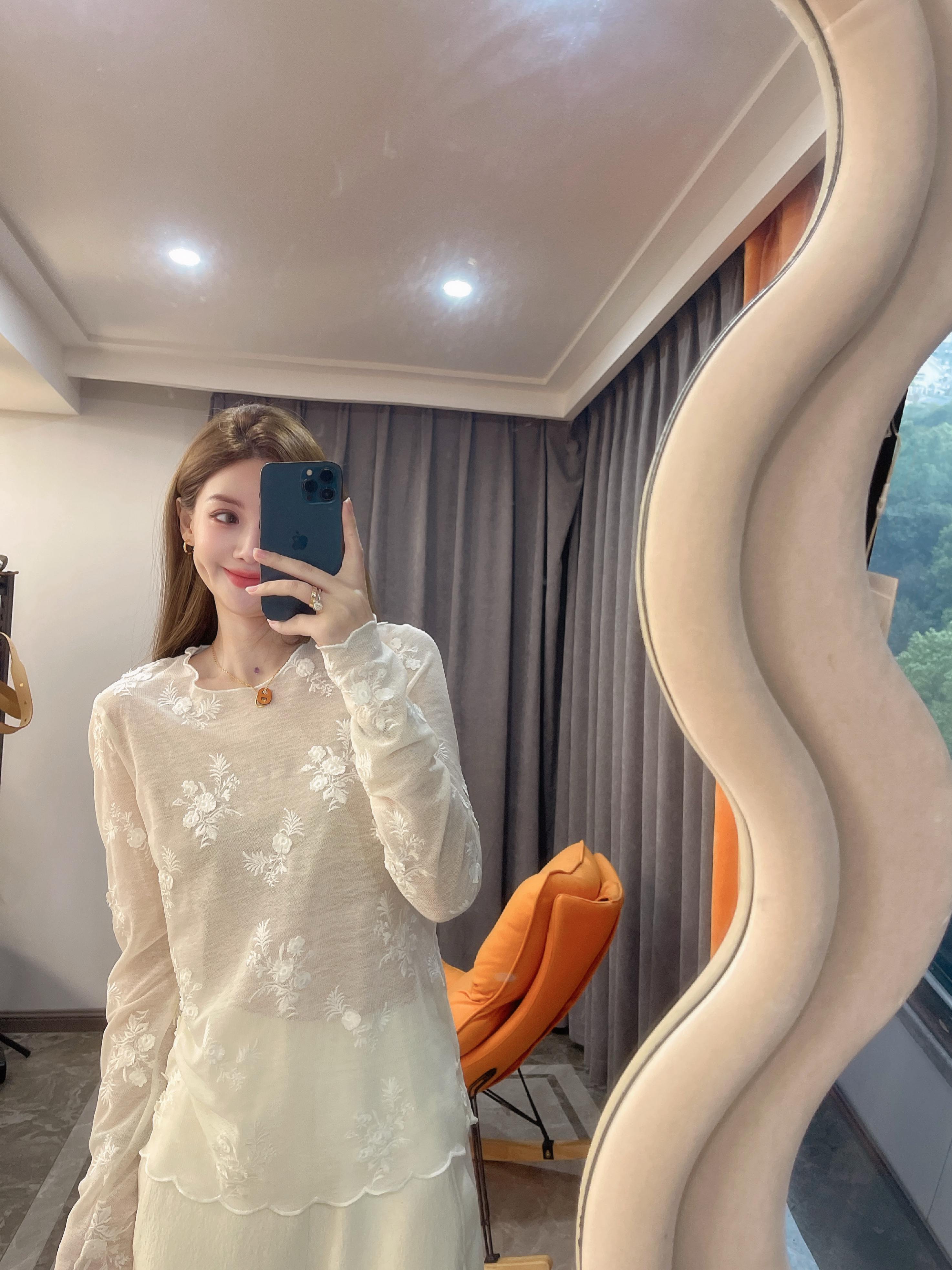 蕾丝法式刺绣衬衫 冬季内搭薄款