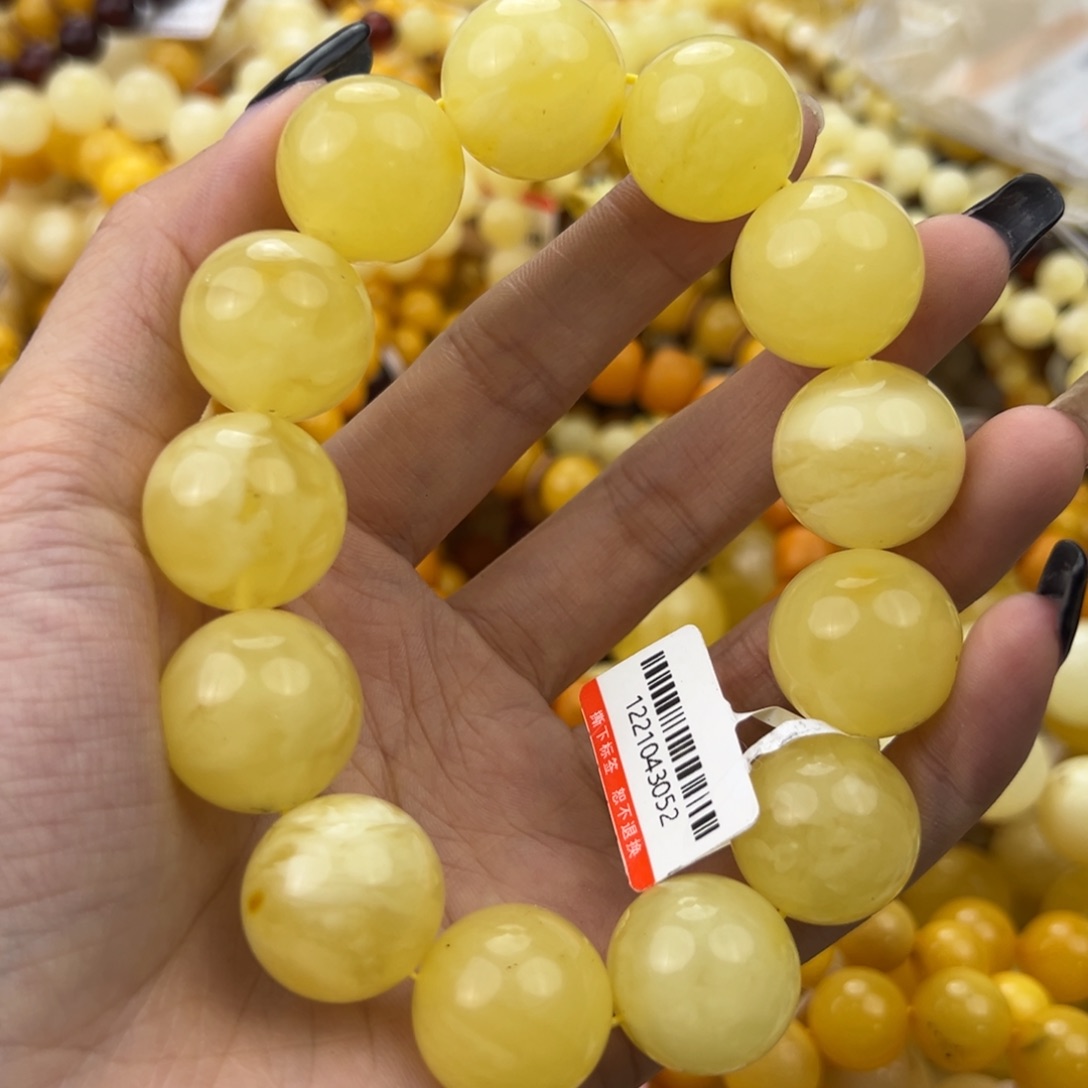 琥珀珠宝奇石未镶嵌