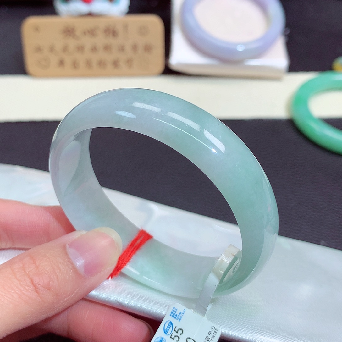 翡翠未镶嵌手镯1200