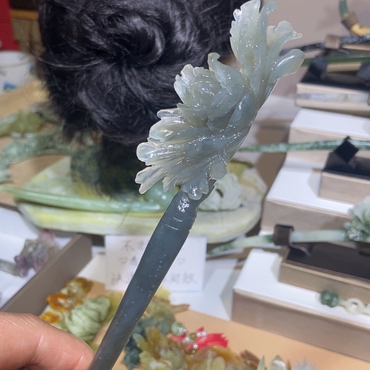 蛇纹石玉发饰未镶嵌