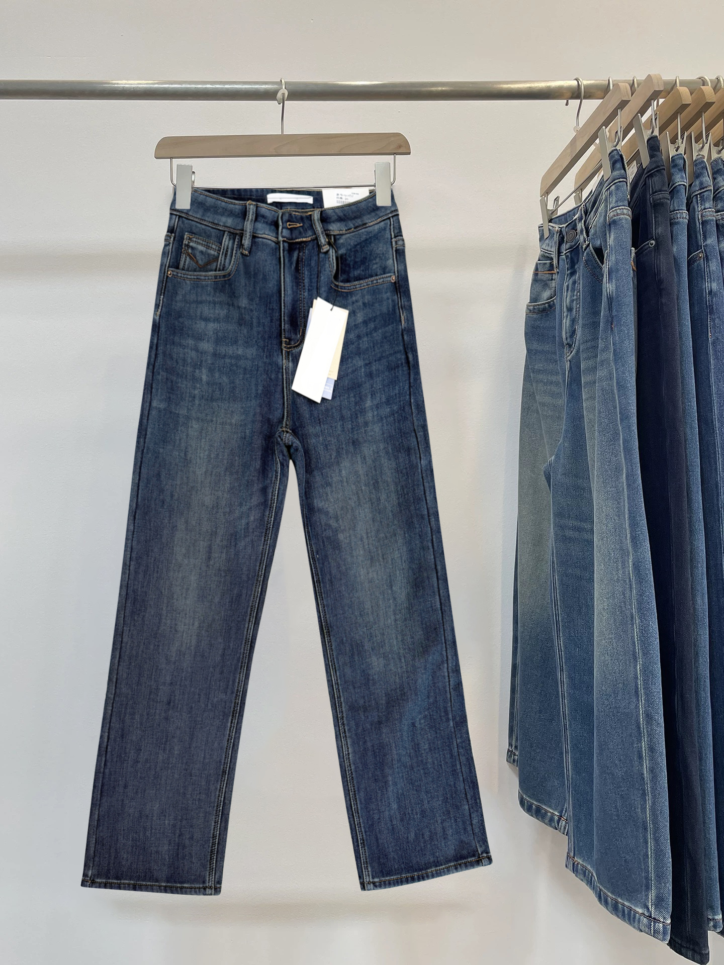 91137 珠珠 代嘉新品蓝色显瘦时尚窄版直筒牛仔裤女