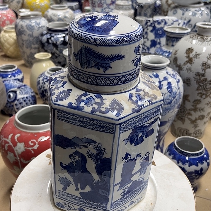 瓷片微瑕。。。。。。。。。。。。。