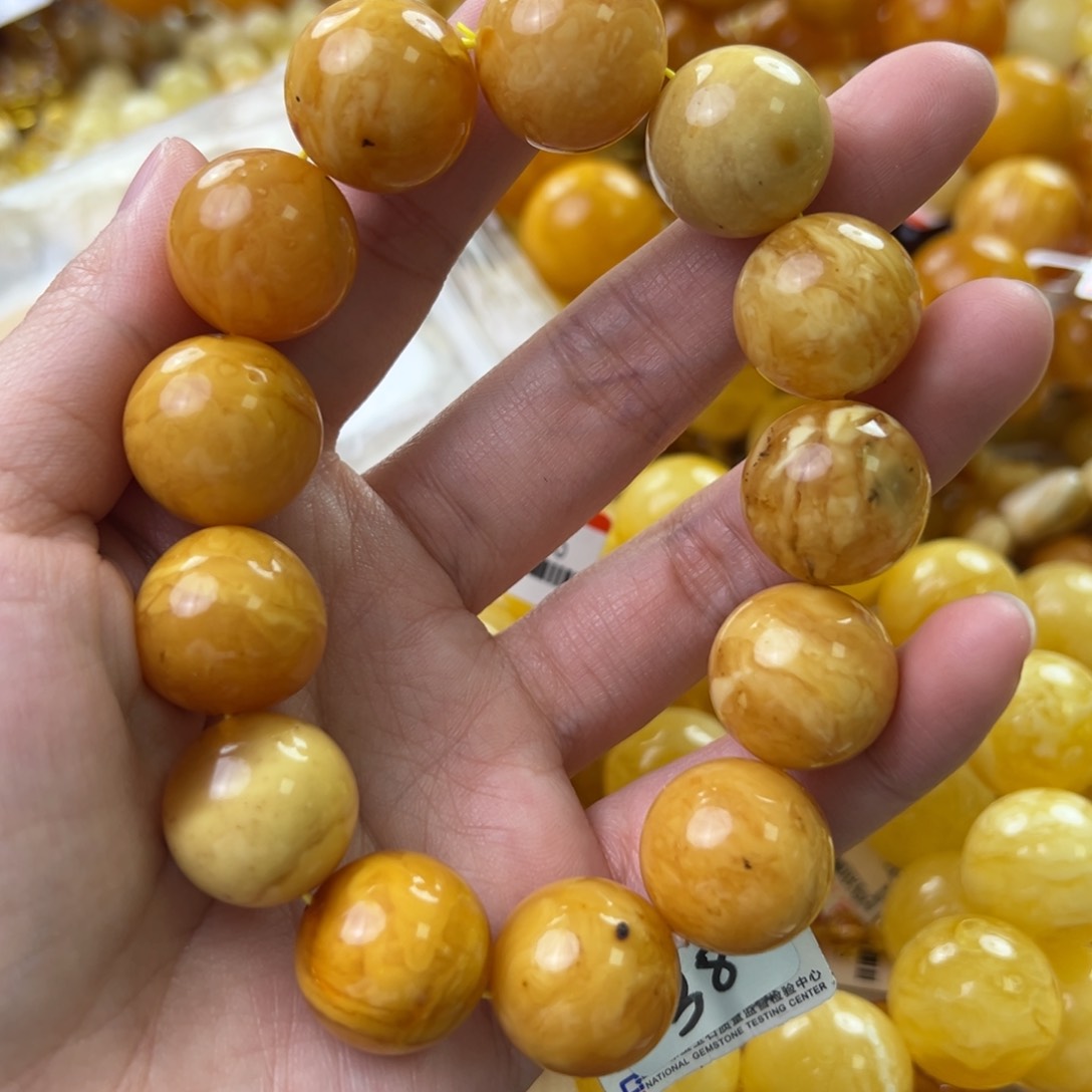 琥珀珠宝奇石未镶嵌