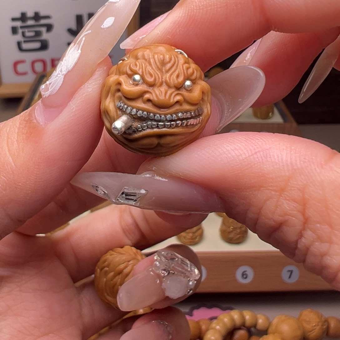 文玩核桃把件十*✨镶嵌款小辫烟鬼18左右尺寸全品有正常封口线