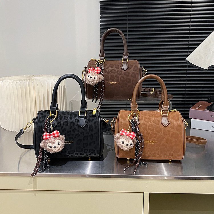 017时尚百搭潮流女包单肩斜挎包复古简约设计通勤手提豹纹包新款