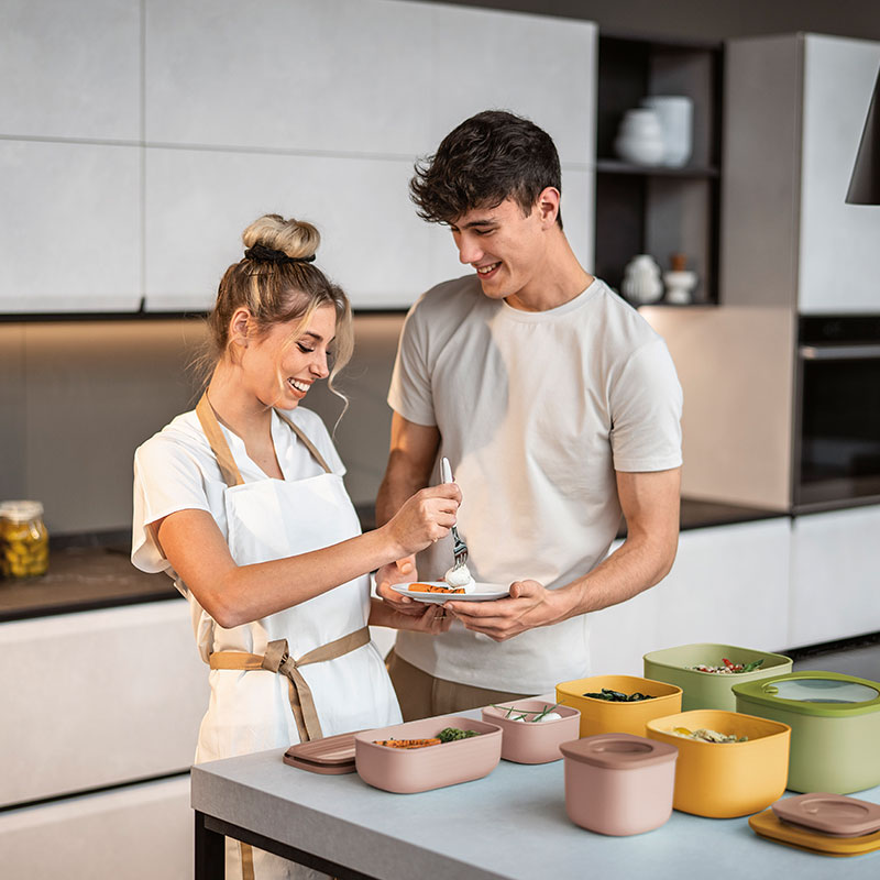 利快新品意大利进口炫彩饭盒储物盒果蔬家用多功能桃红色