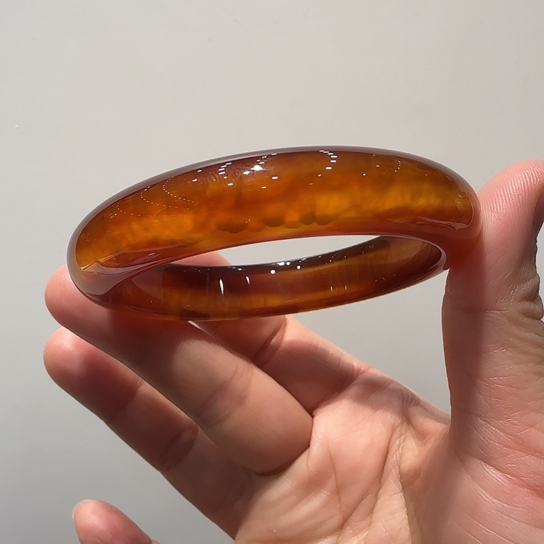 玛瑙/玉髓手镯未镶嵌