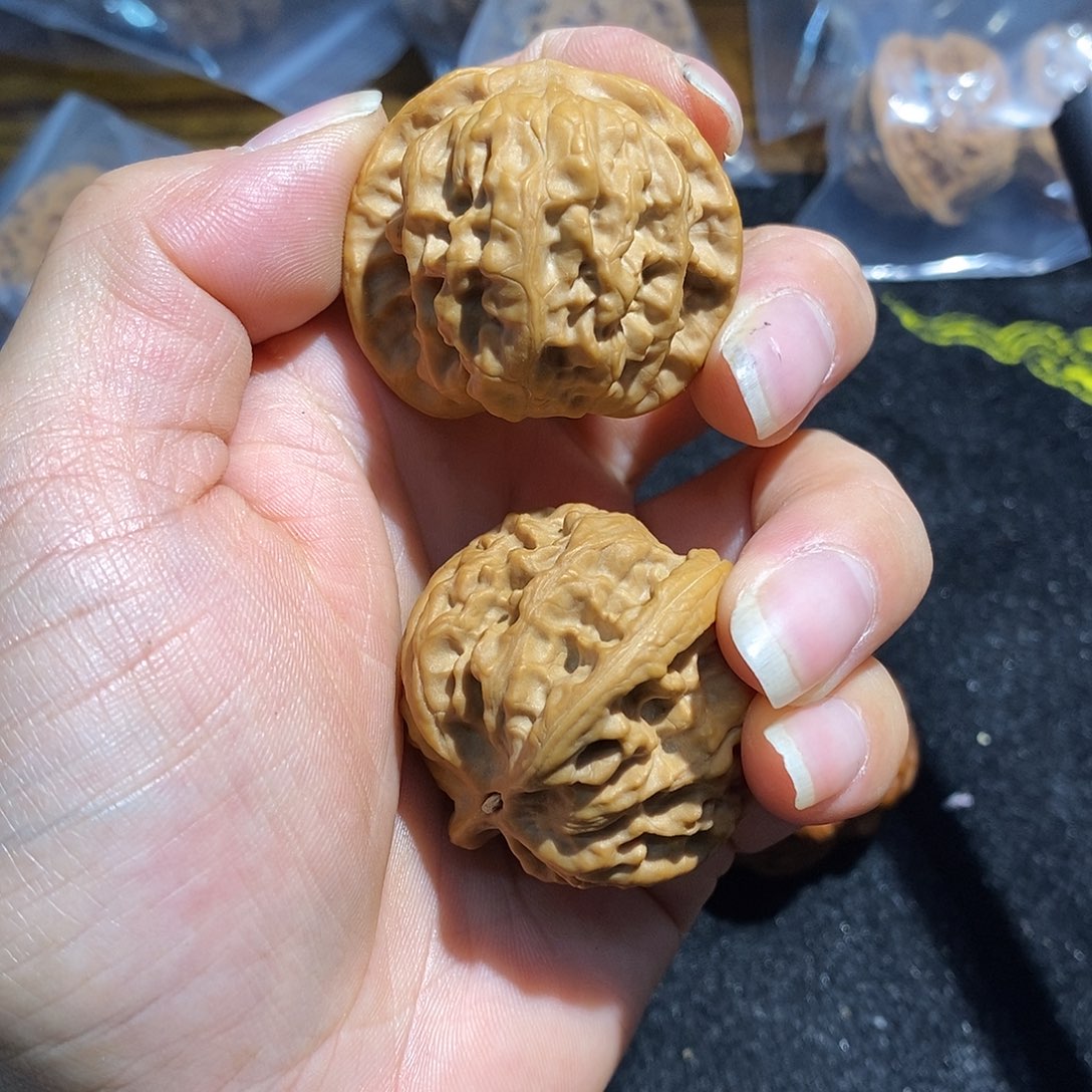 吊坠文玩核桃野狼核桃80