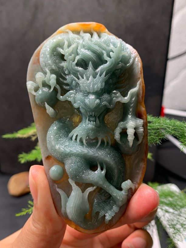 天然缅甸翡翠皮壳龙