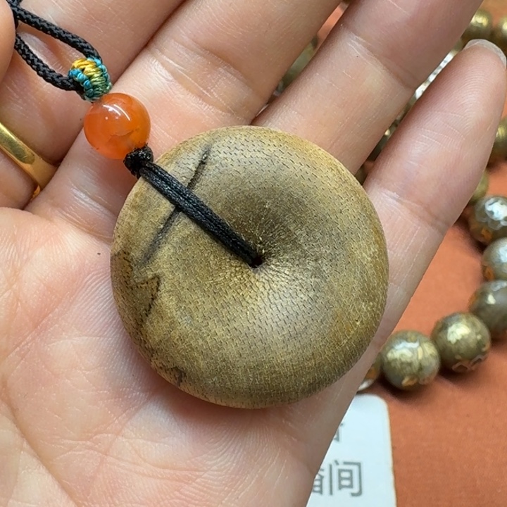 大叶紫檀（黑酸枝木类）