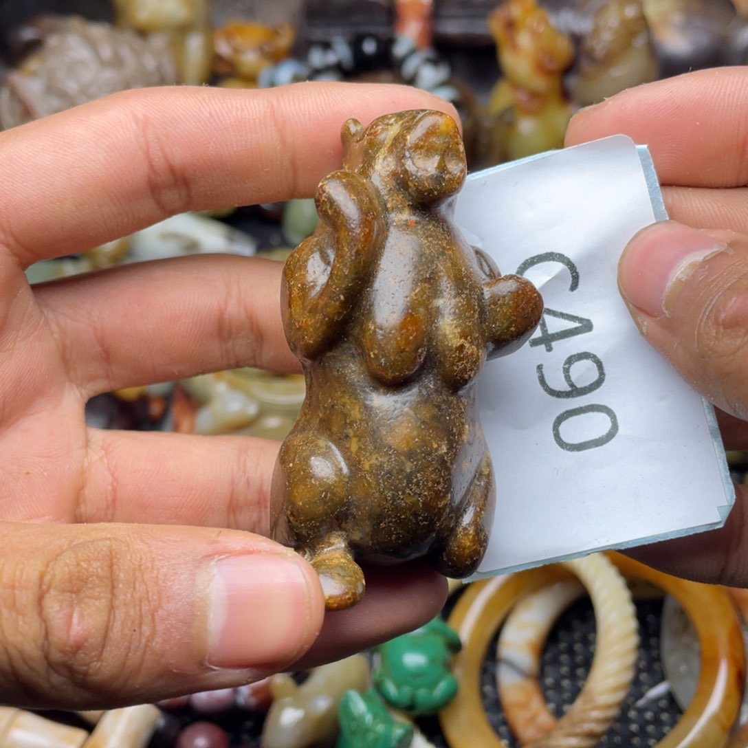 和田玉（糖玉）未镶嵌挂件