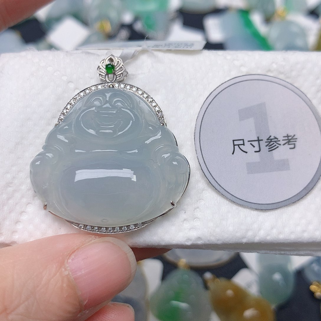 颈饰18K金镶嵌翡翠天然缅甸A货翡翠