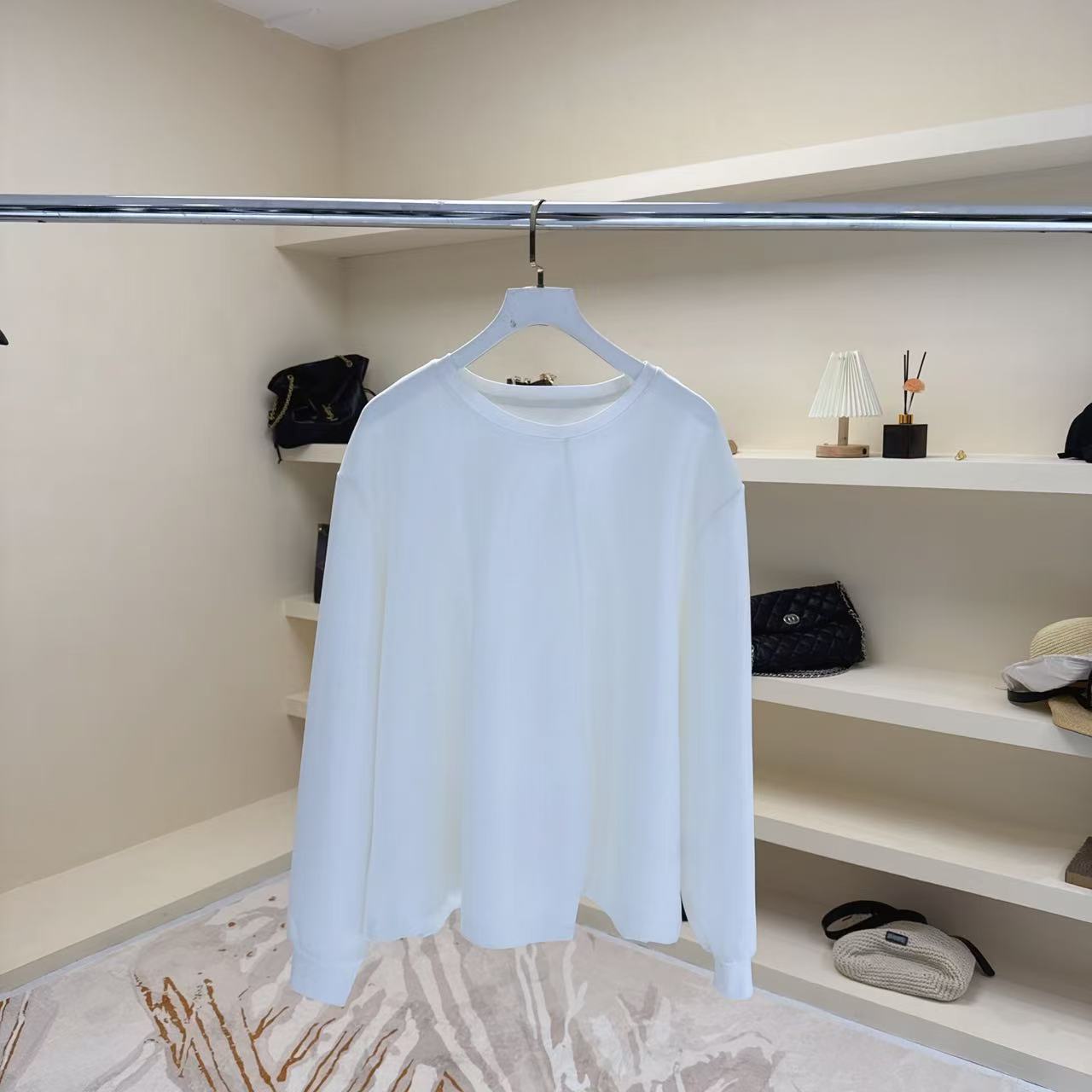 【文3707】  小白卫衣