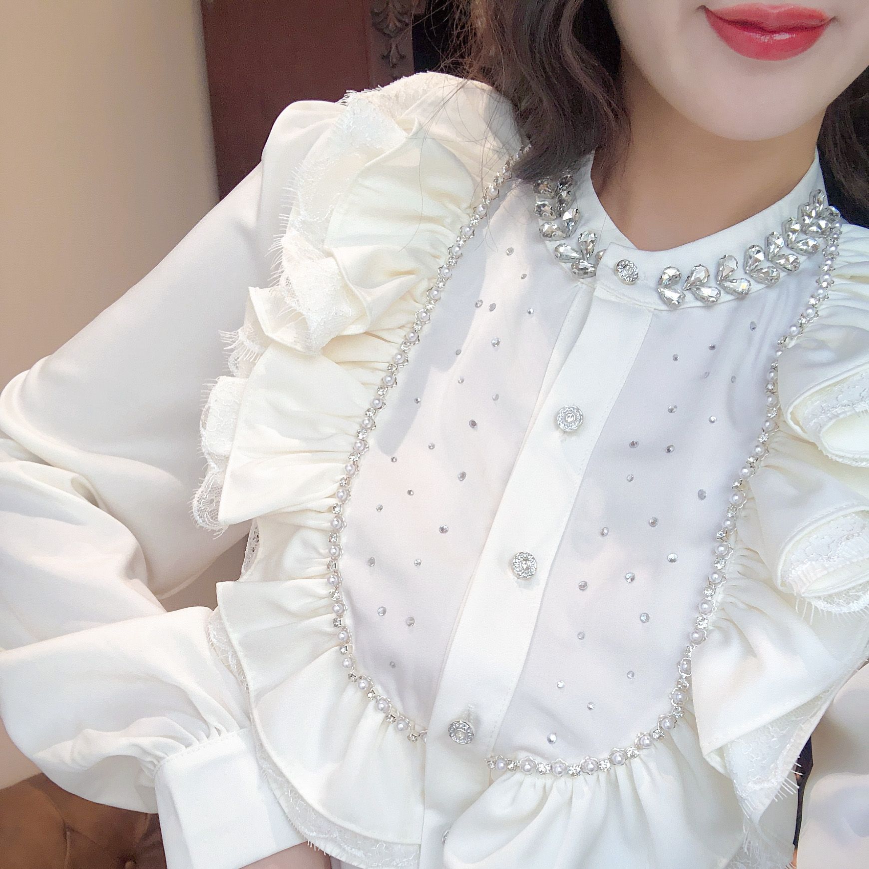 艾日秀春季荷叶袖荷叶边气质衬衫上衣减龄立领衬衫翻领长袖H0251