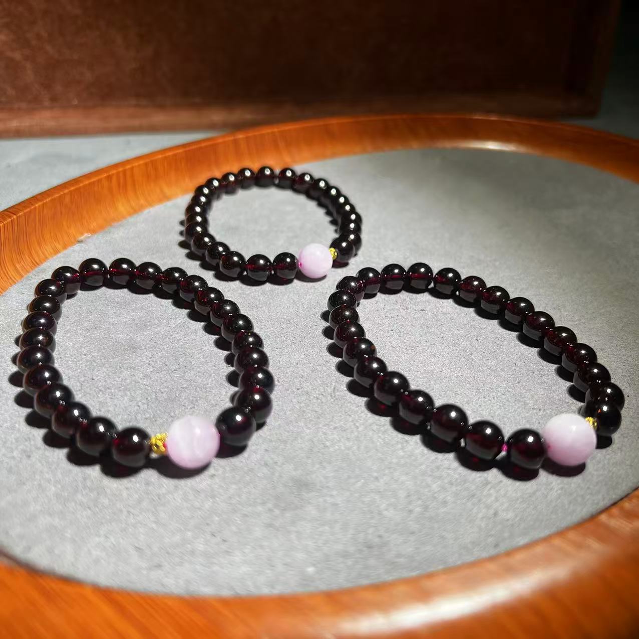 【张老斯珠宝】天然石榴石手串xy386（多样性发货 拍一发一）