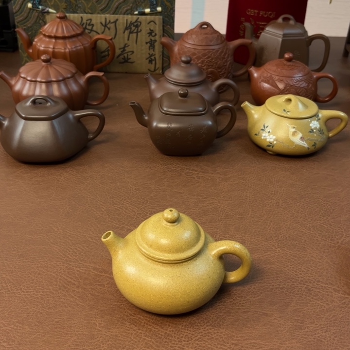 紫砂茶壶容天黄金段半手壶
