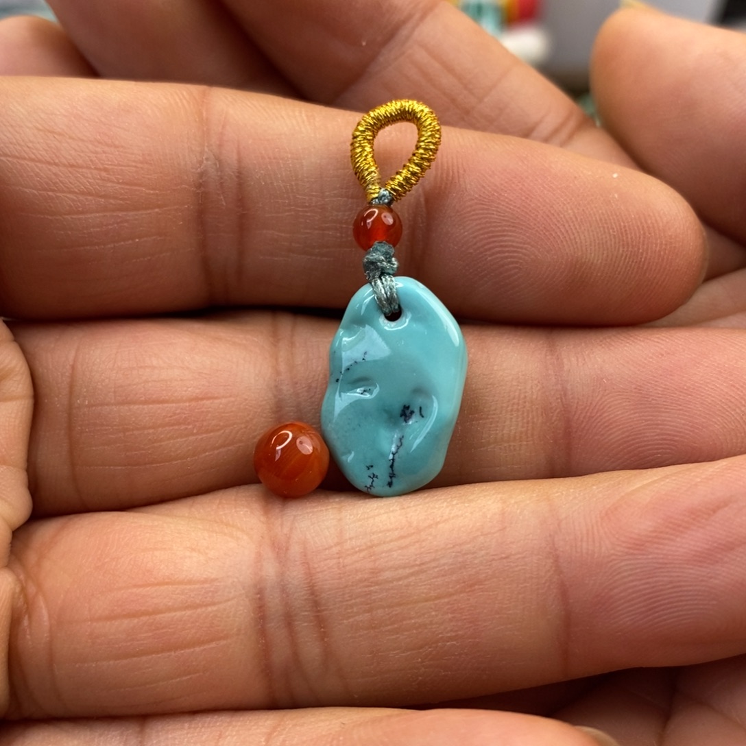 南红玛瑙未镶嵌珠宝奇石