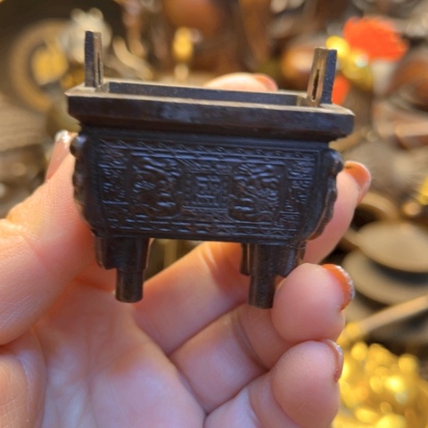 铜1111111111122211111122