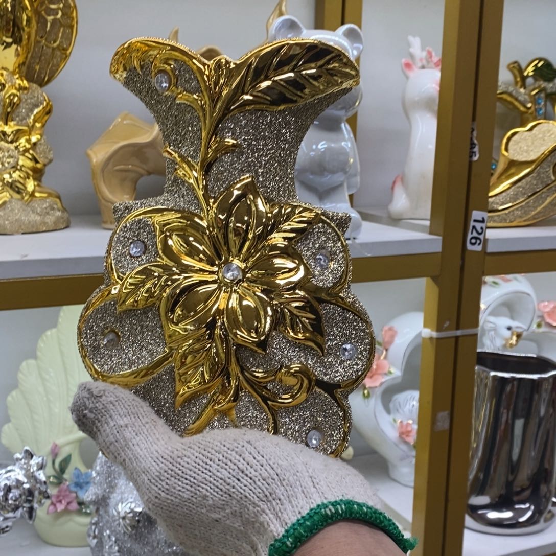 摆件陶瓷工艺。。。。