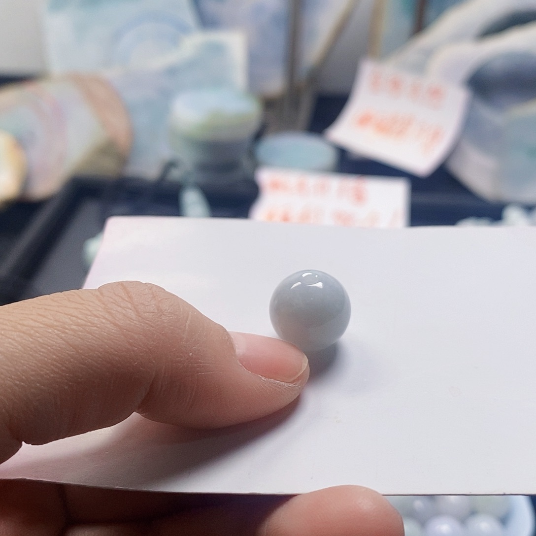 唐***莹翡翠未镶嵌挂件缅甸翡翠